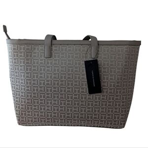 Tommy Hilfiger Women's Leather Tote With Zipper Pocket